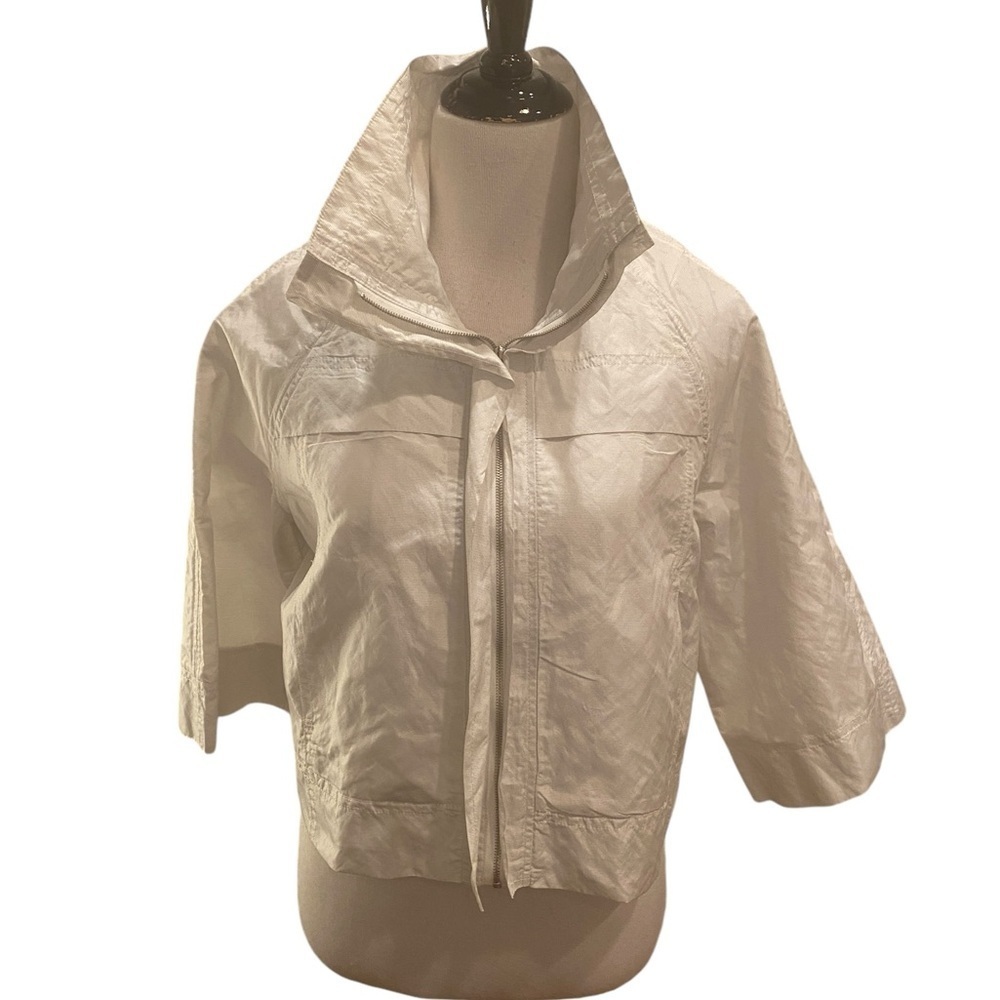 Giesso Short Crop Jacket Silver Boxy Minimalist Relaxed Crop w 3/4 Sleeves